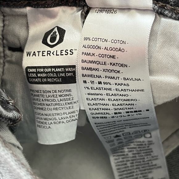 Levi’s 501 high rise premium jean shorts black 27 NWT - Picture 10 of 12